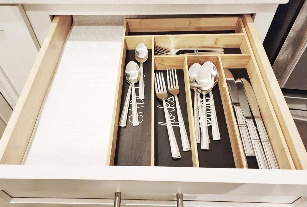 Appartement New Stylish Getaway- 5 Mil To Uptown/3 Smart Tvs! à Charlotte Extérieur photo